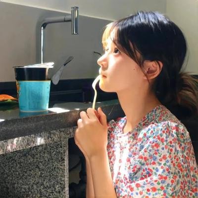 黑色姐妹花海报